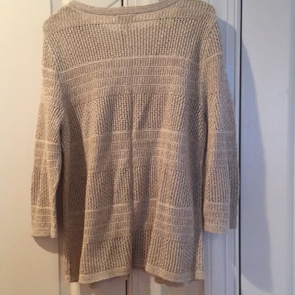 Womens’s Cardigan Sweater - Picture 3 of 4